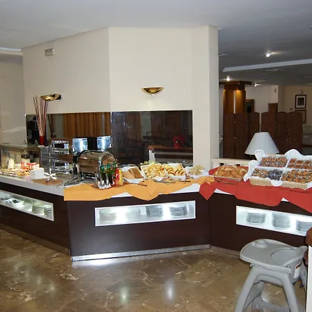 Szálloda Pasarela 4*