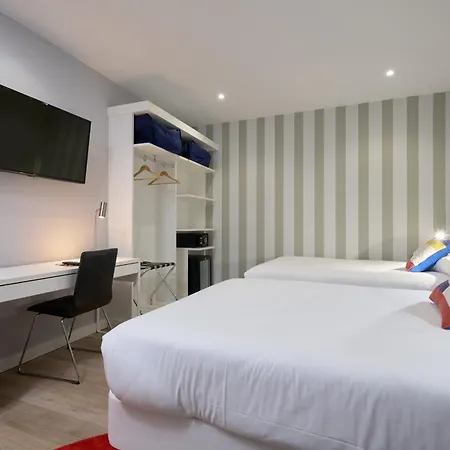 Szálloda Pasarela 4*