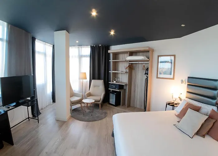Hotel Pasarela 4*