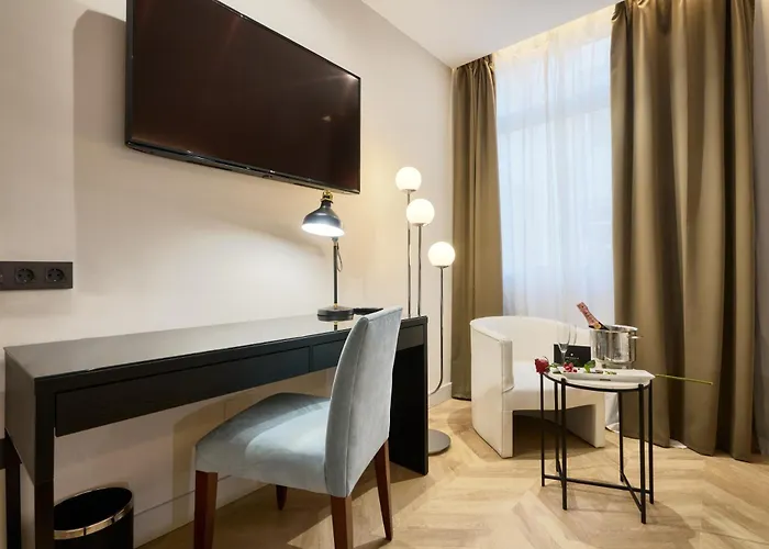 Hotel Pasarela 4*